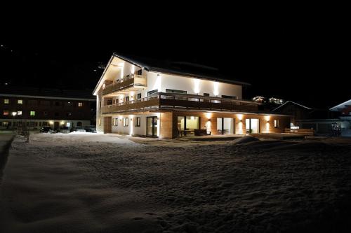 Accommodation in Lech
