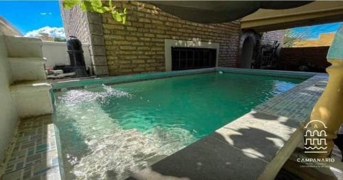 בריכת שחיה, Hotel El Campanario in קומייגואה