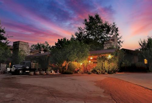 497000090 El Portal Sedona Hotel