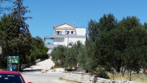  Apartments Lucia in 22010 Grebaštica