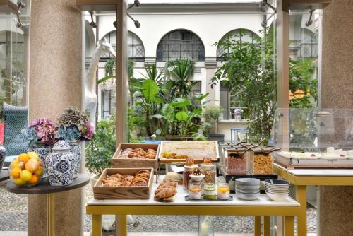 497008100 Hotel Indigo Milan - Corso Monforte by IHG