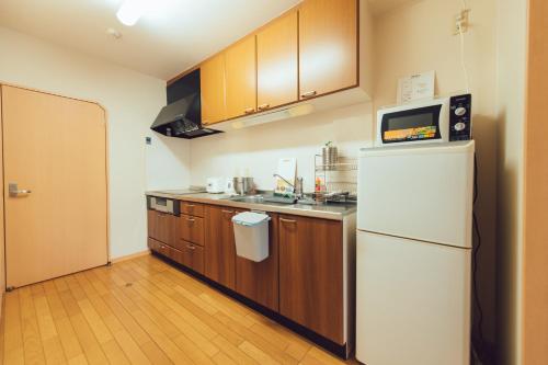 Kitchen, 唐風家 大国町 近邻地铁 in Osaka