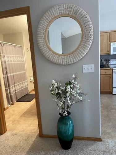 Lachifys Place-Serene townhouse in West Fargo, USA