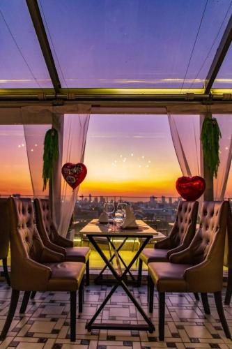 Restaurant, Sky Dome Resotel near Royal Thai Army