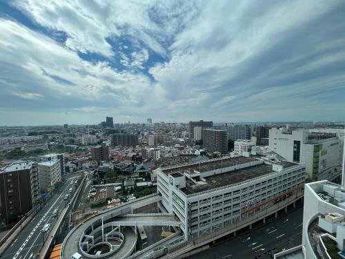 room detail thumbnail 2