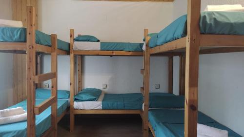 Cama Hab Compartida - Albergue Tritón Villanúa