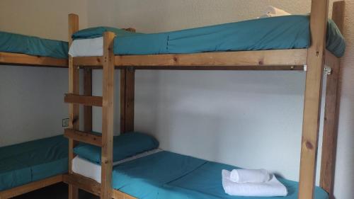 Cama Hab Compartida - Albergue Tritón Villanúa