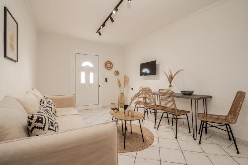 Daisy Hotel – Tsilivi, SC
