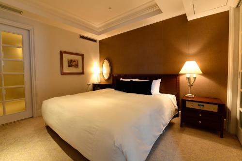 Check in after 3PM - Grand Suite Double Room - Main Building - Non-Smoking