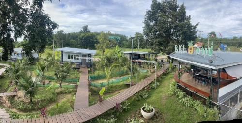 븡깐 BKL Happy World 3-Star Hotel room