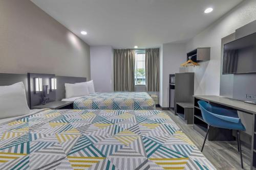 Motel 6-Fort Worth TX - Burleson - image 3