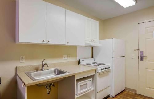 Extended Stay America Suites - Richmond - W. Broad Street - Glenside - North