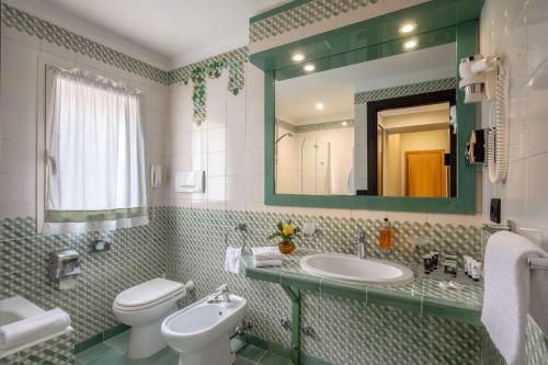 Diana Roof Garden - image 11