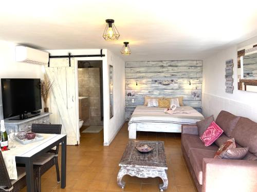  Casira, casitas en kamers, Viñuela, Andalucía in Viñuela