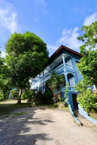 Fantasy Hill Bungalow – Karon Beach, WY