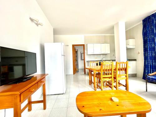 Two bedroom apartment a few meters from Tamaduste beach