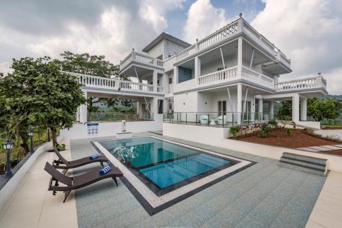 SaffronStays Ivory Mansion