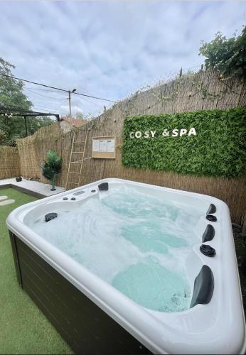 Le Golf Sauna - Cosy & SPA - 1 chambre - 2 pers - Location saisonnière - Saint-Étienne