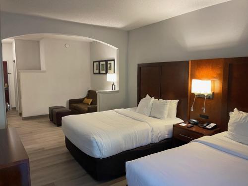 Comfort Suites Salisbury I-85 - image 38