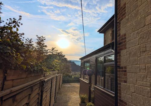 Detached 3-Bed Country House gîte à louer Chalegreen