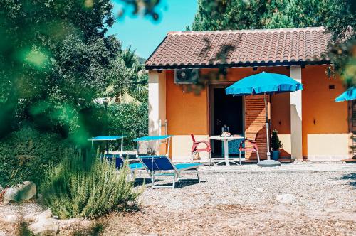  Agriturismo Rocce Bianche - Bungalows in Arbus