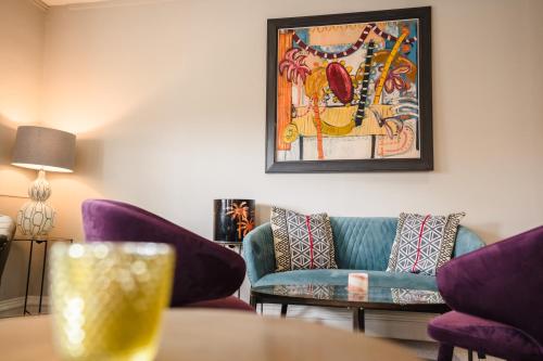The Loddon Swan - image 5