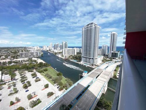 Beachwalk Miami 1 bed apartment in Hallandale Beach, USA
