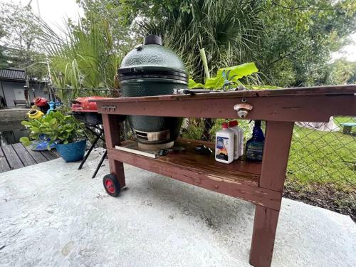 Seahorse River House @ Weeki Wachee in Spring Hill, USA