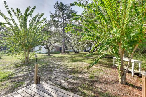 Charming Panacea Home Walk to Ochlockonee Bay! in Crawfordville (FL)