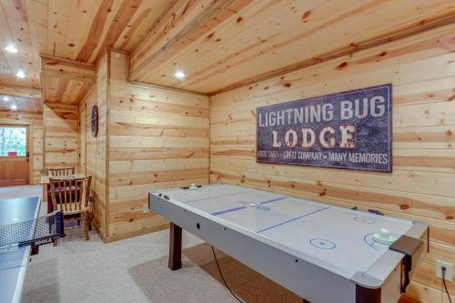 Lightning Bug Lodge at Coosawattee River Resort!