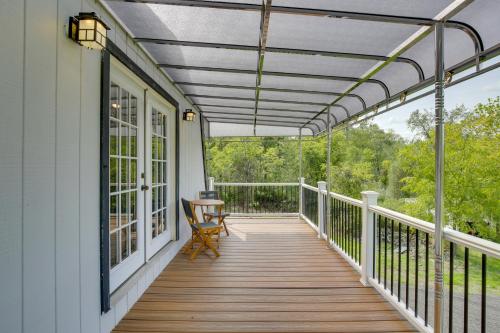Fire Pit + On-Site Pond: Hudson Valley Home! in Hopewell Junction (NY)