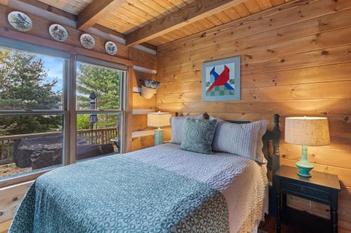 Little Birdsong Cabin in Vilas, USA