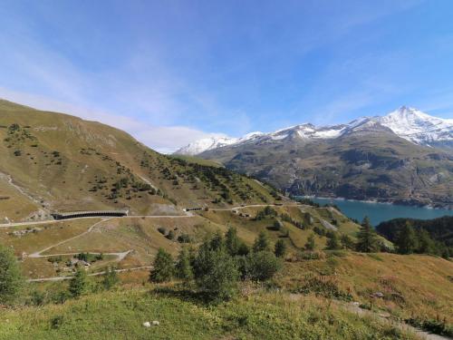 Studio confort 4 pers, proche pistes, animaux OK, balcon - FR-1-502-535 near The Underground Bar Tignes Le Lac
