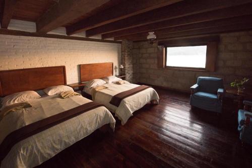2 double beds
