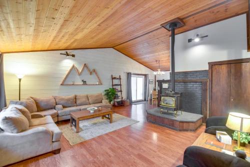 Creekside Cabin Easy Access to i-70 and Slopes - Dumont