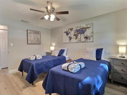Three-Bedroom House image 5