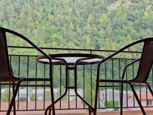 周邊環境, Allotjaments Bruc in 金普頓