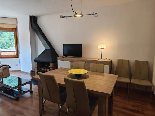 設施, Allotjaments Bruc in 金普頓