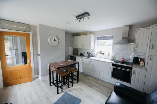 Terry Joe Cottages in เบลลีค