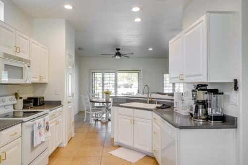 Near Golf Courses Surprise Home with Private Pool in Sun City