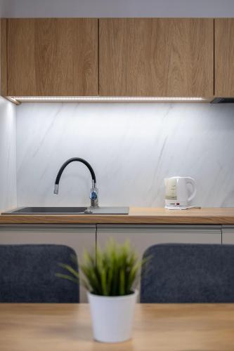 4 Pory Roku Apartamenty Domki Pokoje - image 12