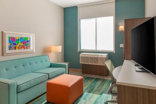 Home2 Suites by Hilton Redlands CA - image 11