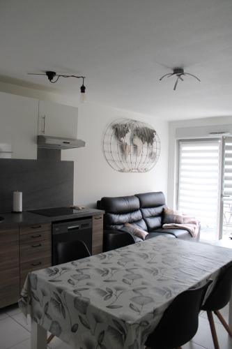 Appartement confortable avec parking privé - Location saisonnière - Schiltigheim