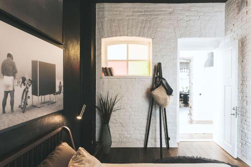 Serene Design Apartment in Kitsekula