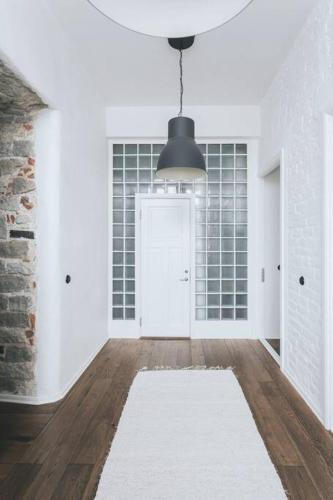 Serene Design Apartment in Kitsekula