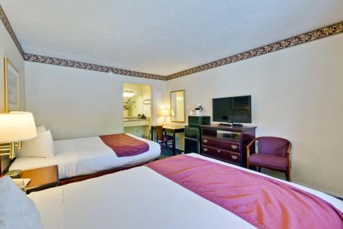 Americas Best Value Inn - Sky Ranch Palo Alto