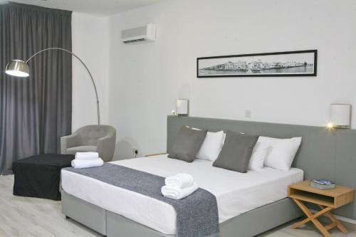 Corina Suites & Apartments - image 5