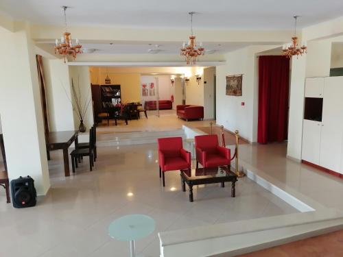 Elimeia 3 Hotel in 아이아니