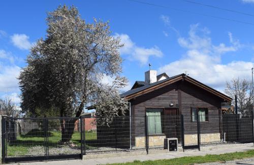 EL ALMENDRO - Trevelin