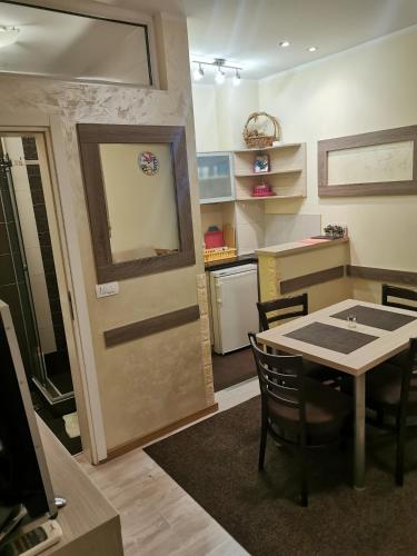 Belgrade Agape Downtown 3-Star Guesthouse pool